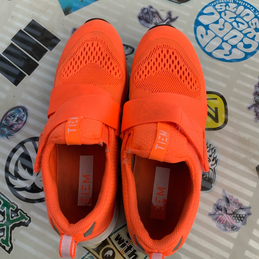 Neon orange glo slipstream w/ clips